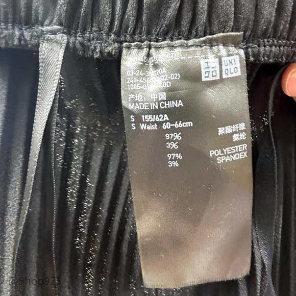 uniqlo pleated trousers - Picture 3 of 6